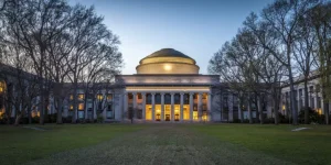 Massachusetts Institute of Technology (MIT) - Mỹ